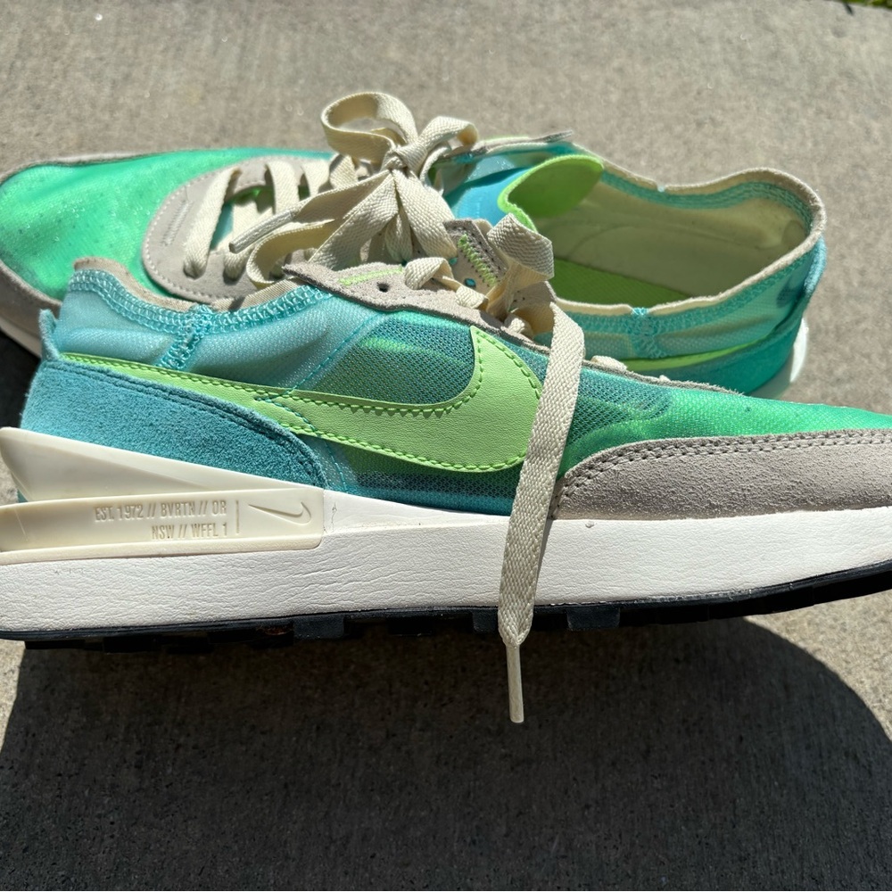 Nike women’s gymnastic shoe, Bleached Aqua Lime Glow 401.